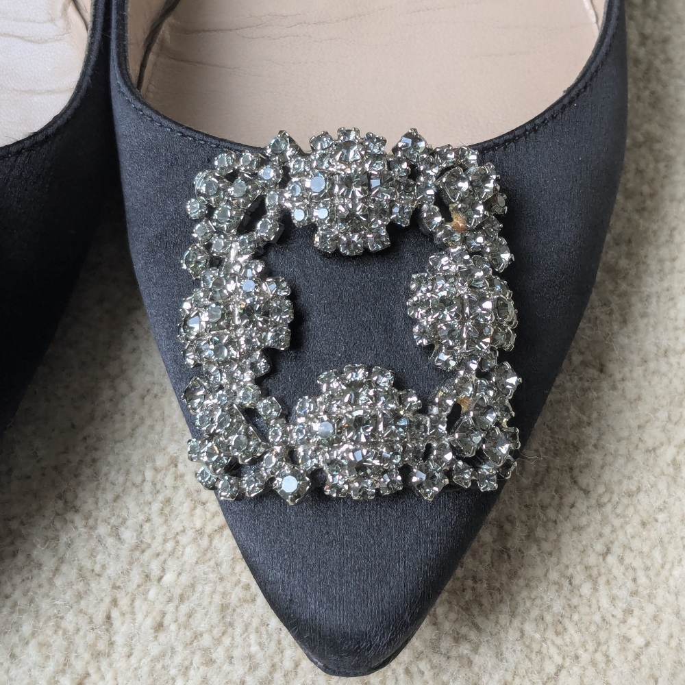 Manolo Blahnik HANGISIFLAT Black Satin Jewel Buckle Flat Pumps Size 39 - Picture 11 of 16